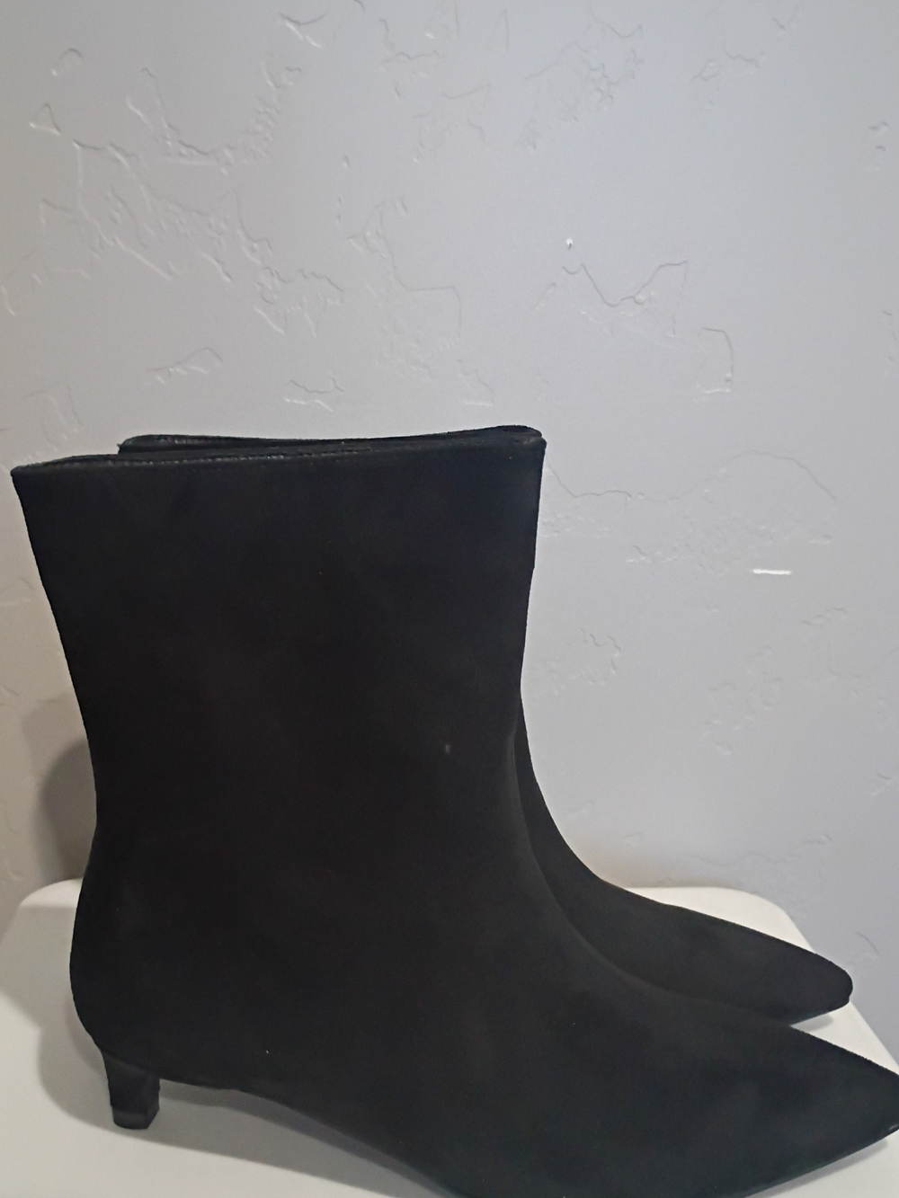 Women's Black Suede Pointed-Toe Ankle Booties